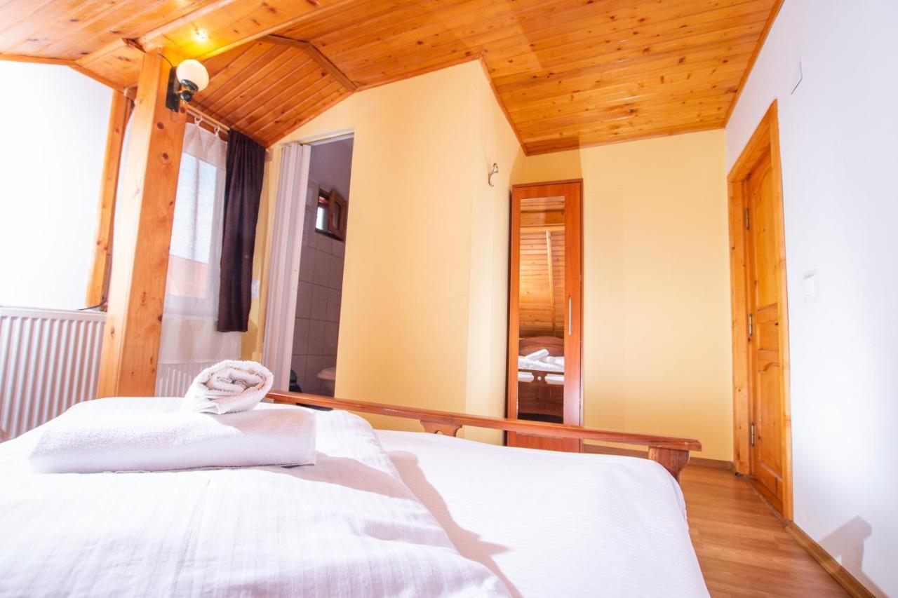 Casa Alba Hotel Baia de Arama Ngoại thất bức ảnh